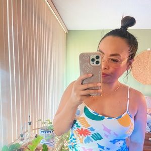 Meet your Posher, Rebecca